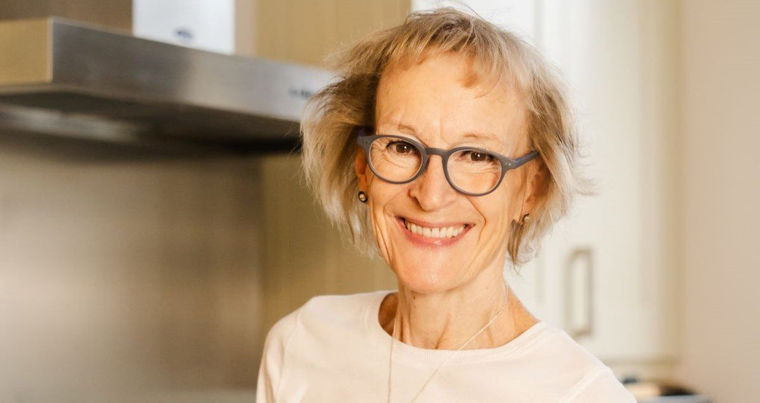 Sue Lawrence: Lemon curd polenta cake