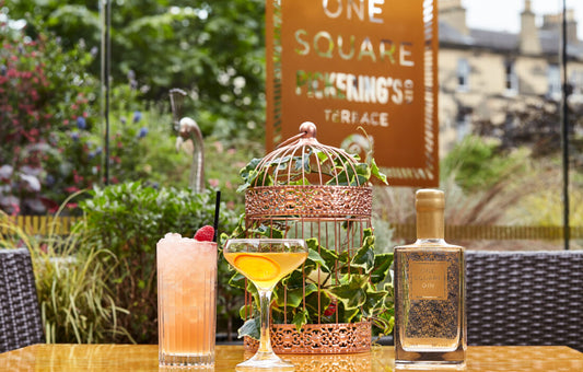 WHEN FRIENDS AND FOOD COLLIDE…