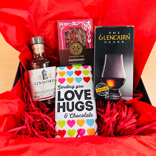 Love & Hugs Whisky Hamper
