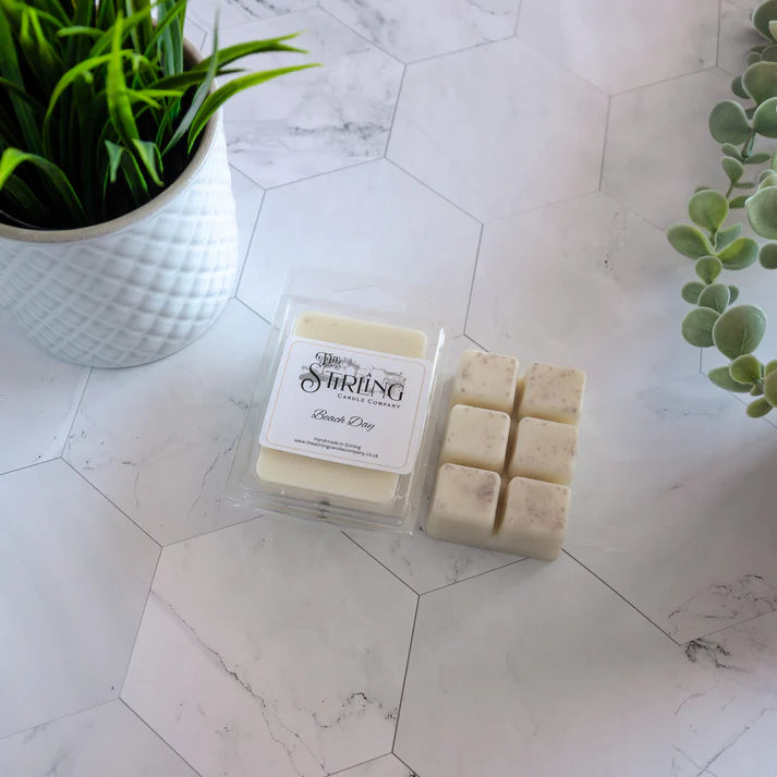 The Stirling Candle Company - Beach Day - Wax Melt Clamshell