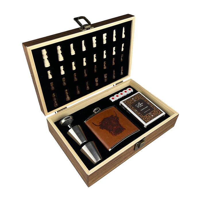 Selbrae House - Games Set - Highland Cow